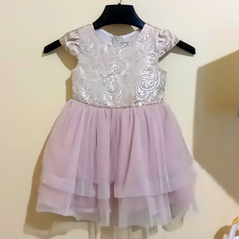 RARE EDITION FORMAL GIRL DRESS SIZE 3T/3